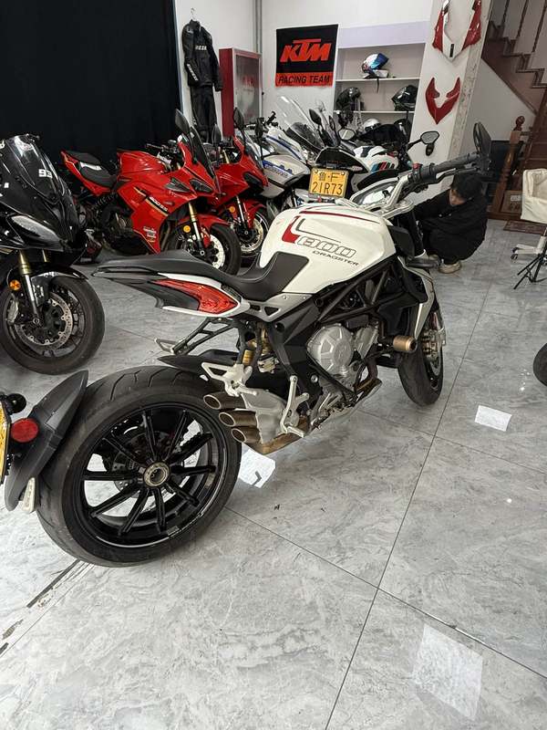 二手奥古斯塔Brutale 800
