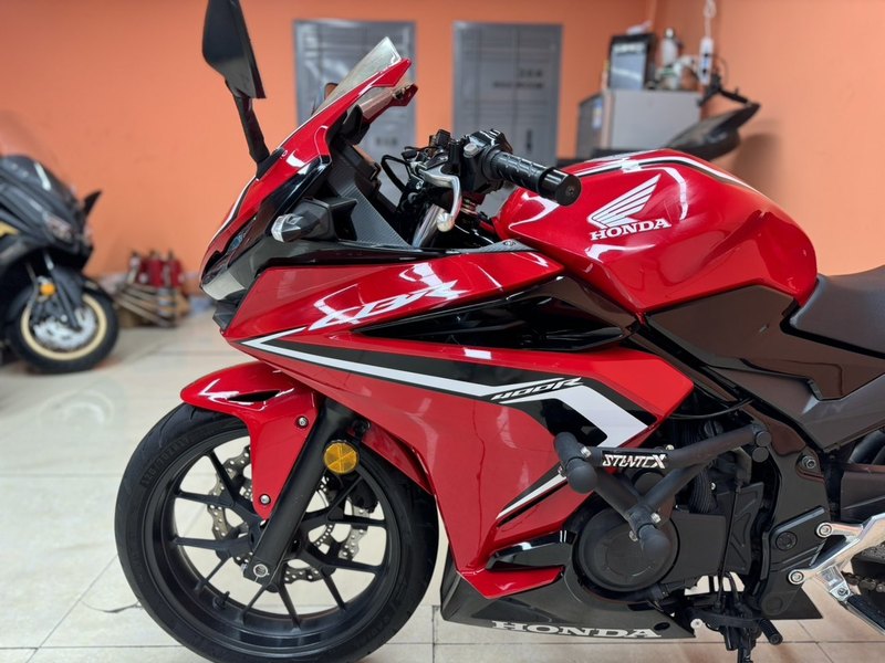 二手本田CBR400R