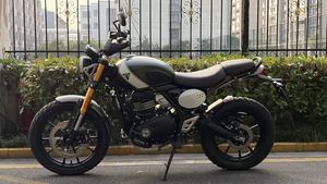 二手凯旋Scrambler 400 X