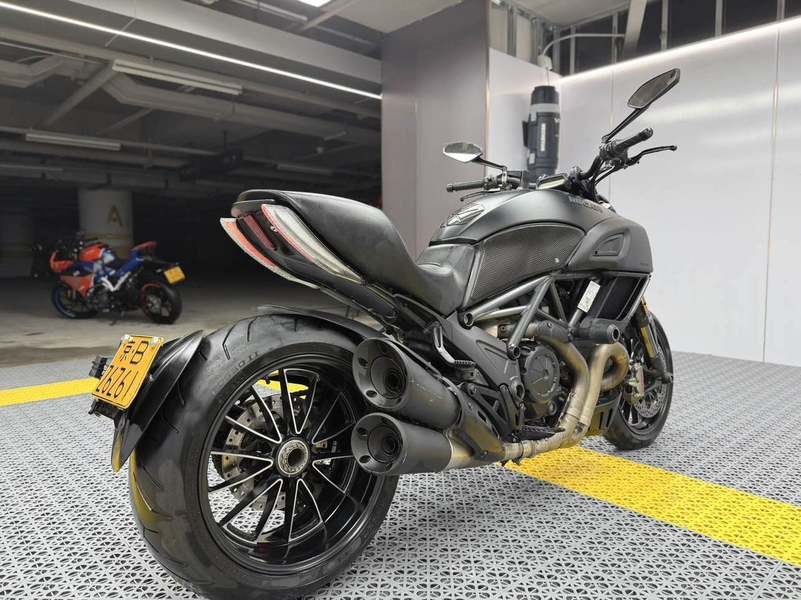 二手杜卡迪Diavel Carbon