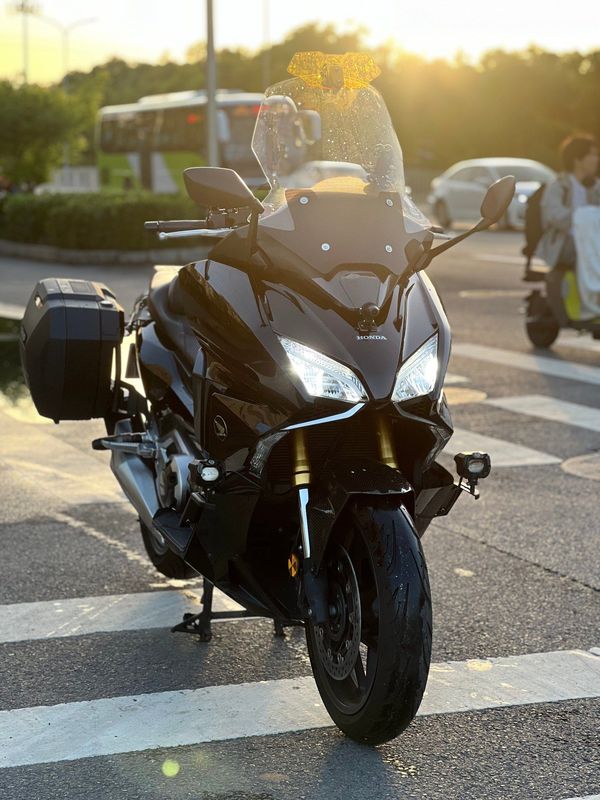 二手本田NSS750