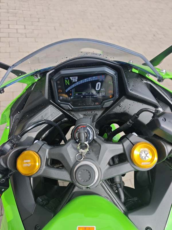 二手川崎ZX-4R