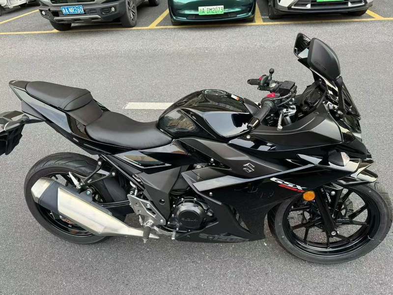二手豪爵铃木GSX250R
