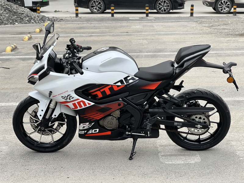二手QJMOTOR赛250