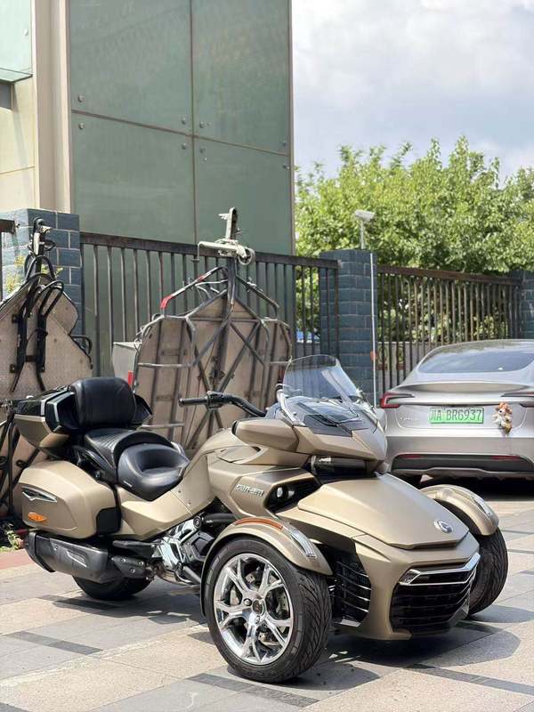 二手庞巴迪Spyder F3 