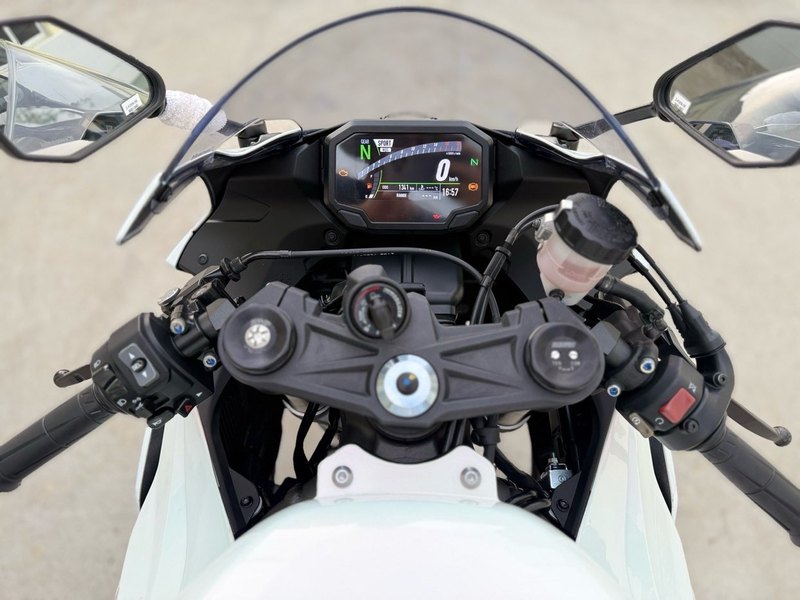 二手川崎Ninja ZX-6R 