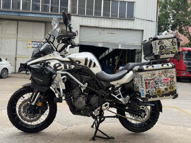 二手贝纳利金鹏 TRK502