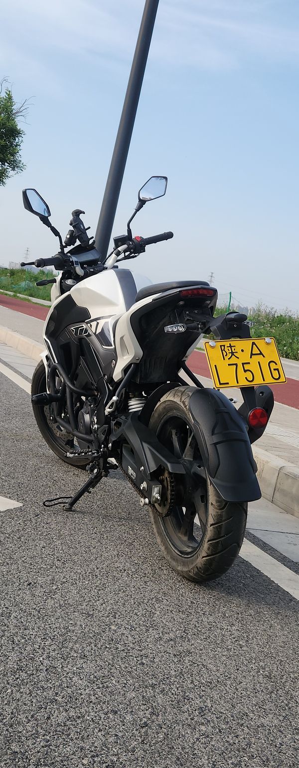 二手贝纳利小迅龙 BN150S