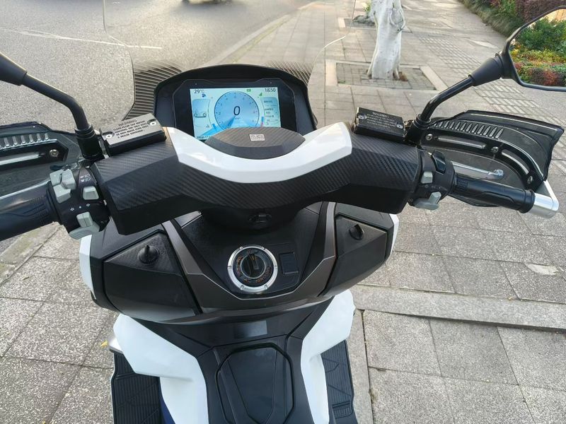 二手大阳V锐 ADV350