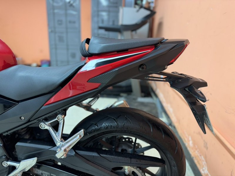 二手本田CBR400R