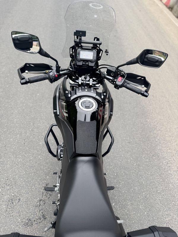 二手豪爵铃木DL250