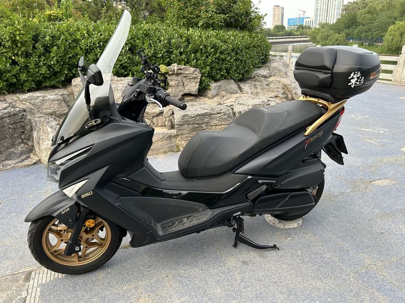 二手光阳赛艇 250