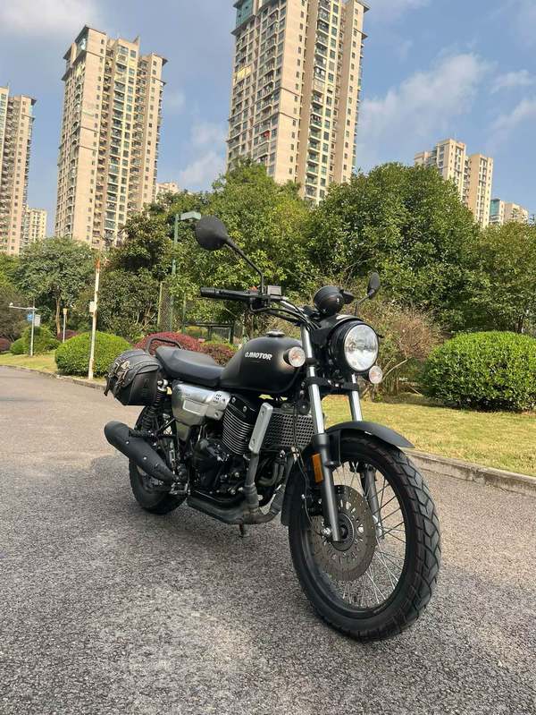 二手QJMOTOR逸250