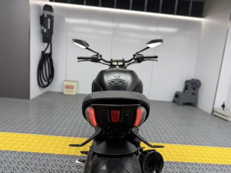 二手杜卡迪Diavel Carbon