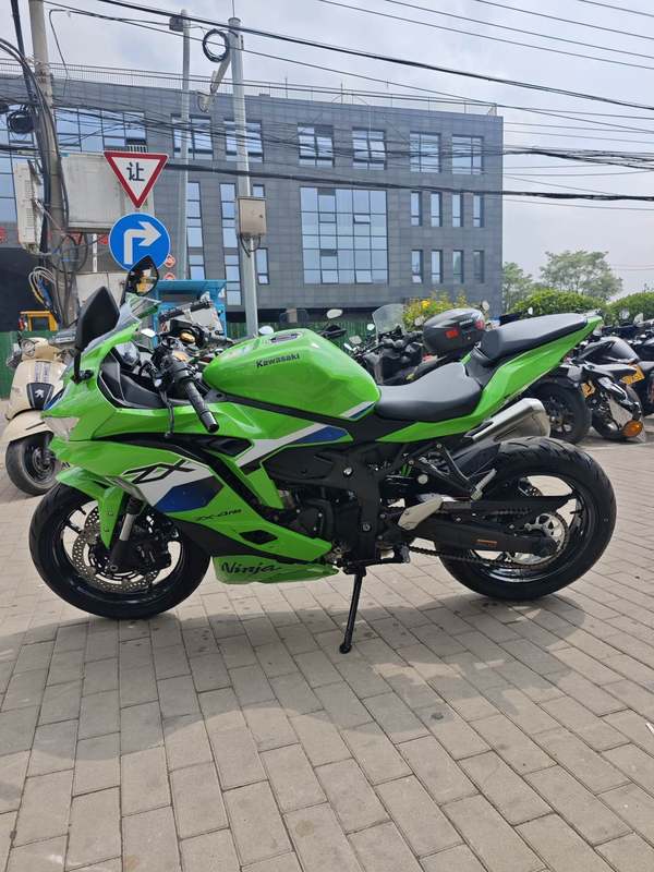 二手川崎ZX-4R