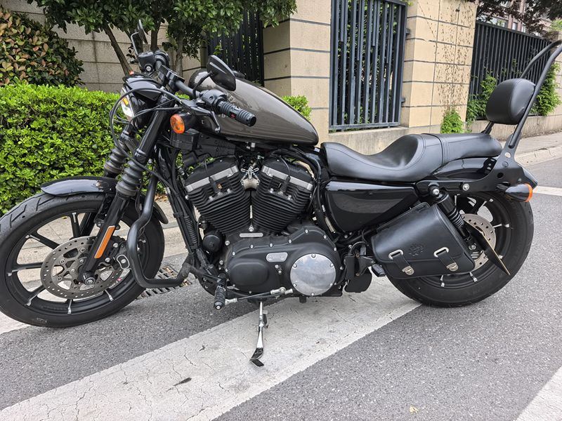 二手哈雷戴维森Iron883 硬汉