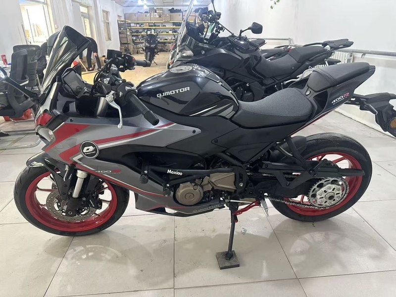 二手QJMOTOR赛400