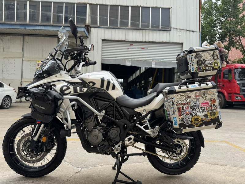 二手贝纳利金鹏 TRK502