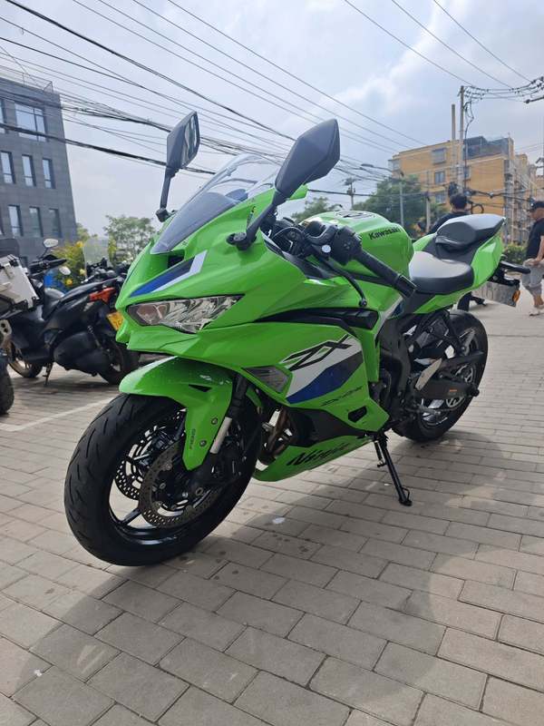 二手川崎ZX-4R