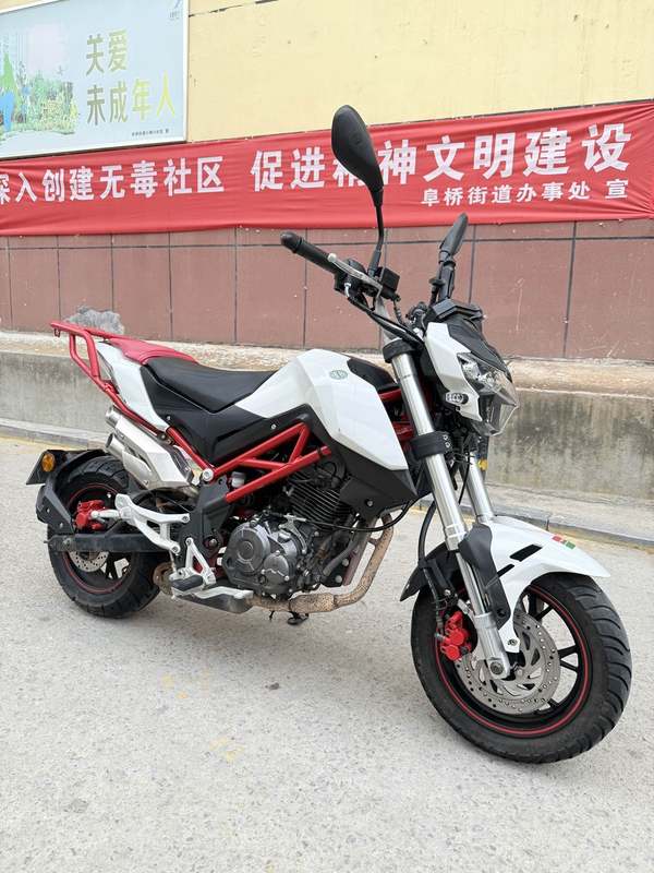 二手贝纳利小暴龙TNT125