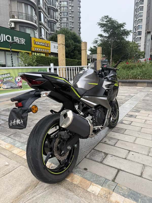 二手川崎Ninja 400