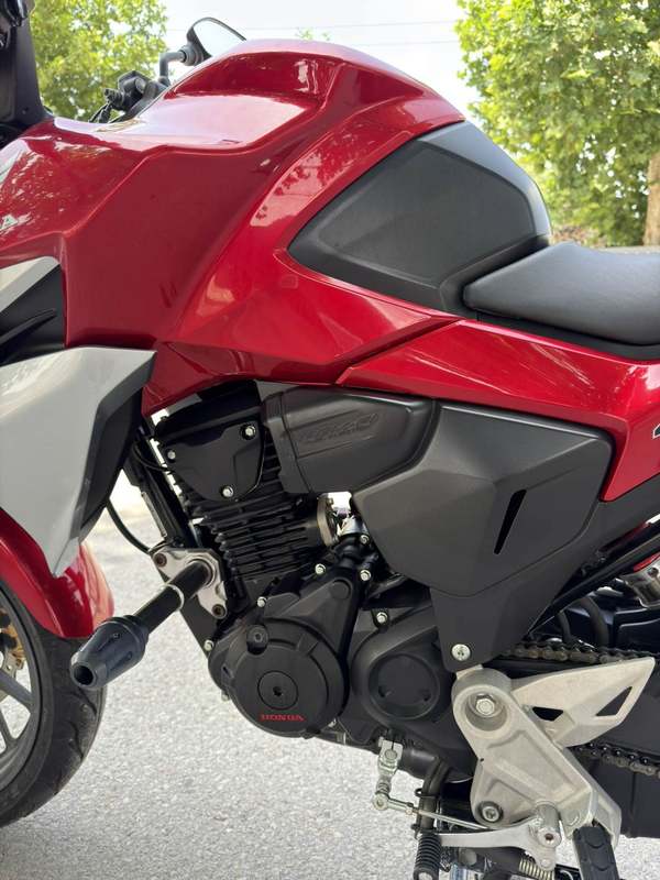 二手五羊本田CB190R 暴锋眼