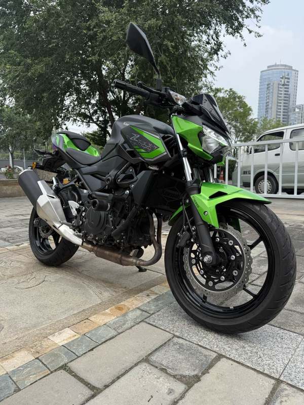 二手川崎Z400