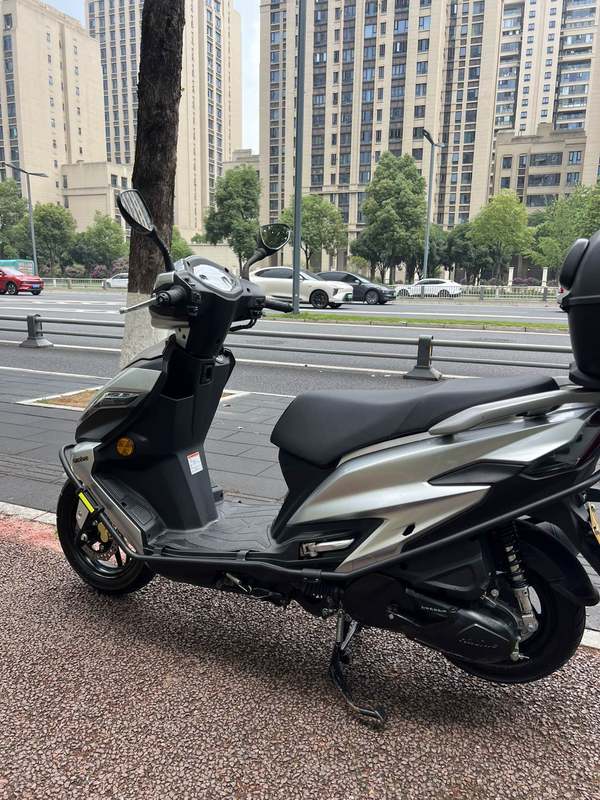 二手豪爵USR125 