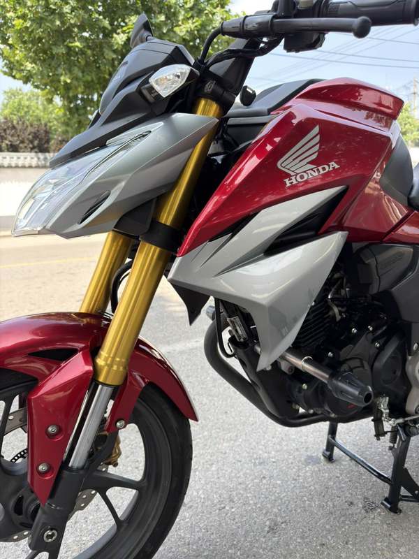 二手五羊本田CB190R 暴锋眼