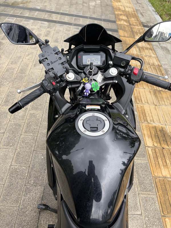 二手豪爵铃木GSX250R
