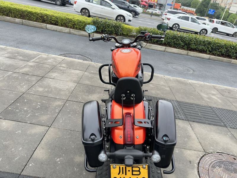 二手QJMOTOR闪300
