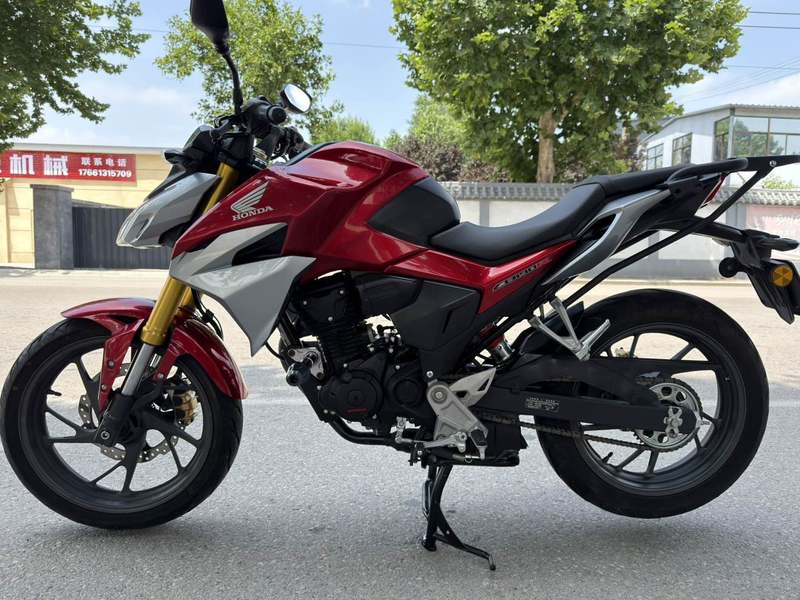 二手五羊本田CB190R 暴锋眼