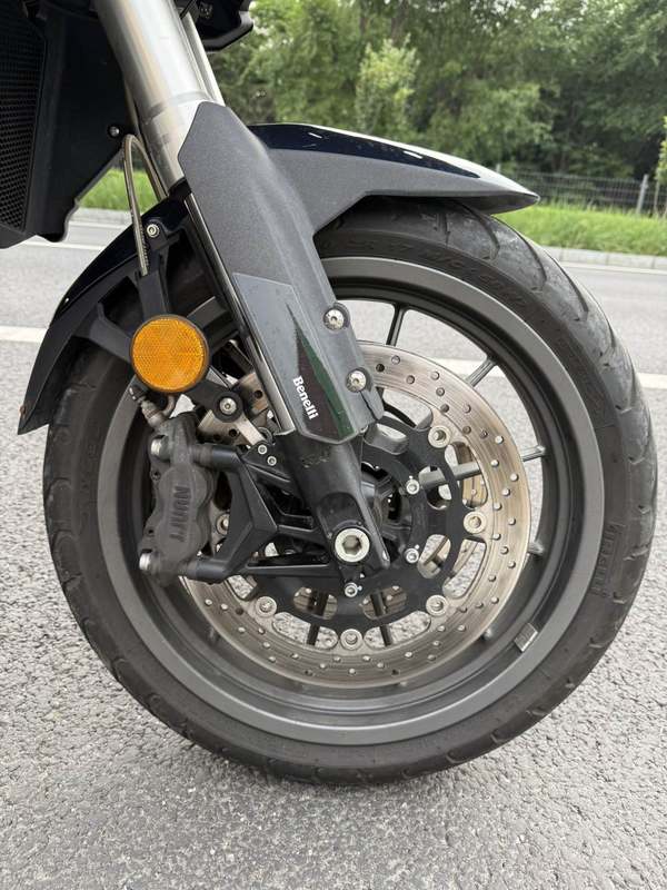 二手贝纳利金鹏 TRK502