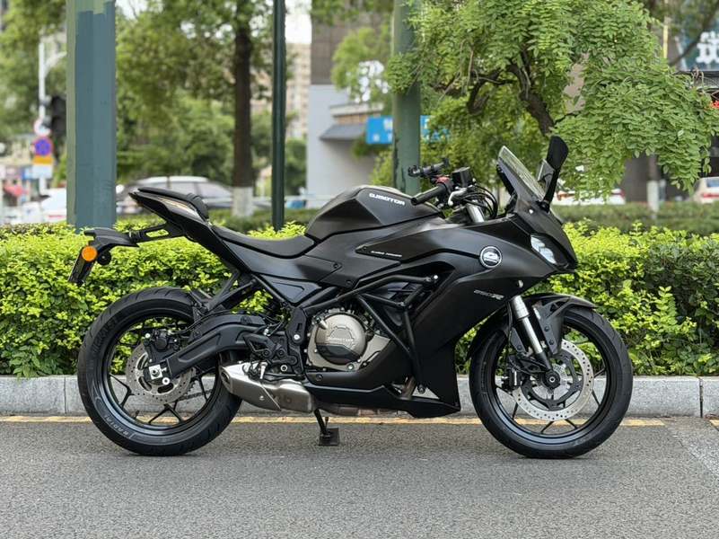 二手QJMOTOR赛250
