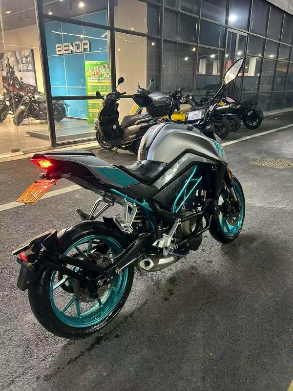 二手春风250NK