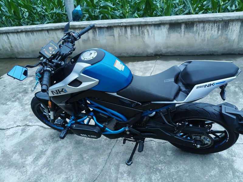 二手春风250NK