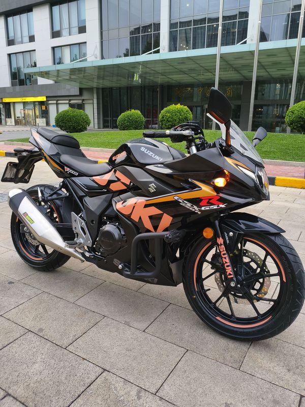 二手豪爵铃木GSX250R