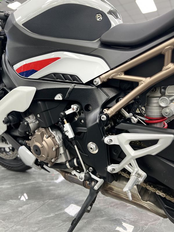 二手宝马S 1000 R