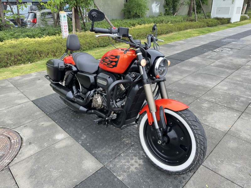 二手QJMOTOR闪300