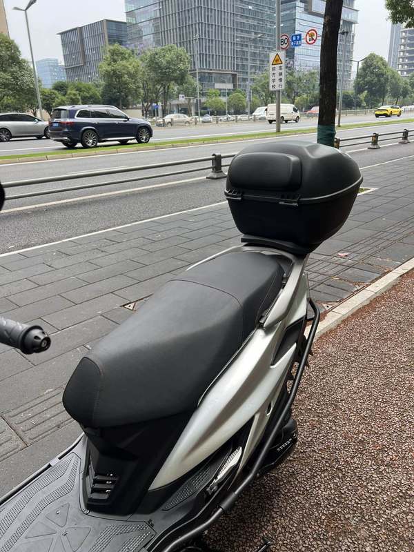 二手豪爵USR125 