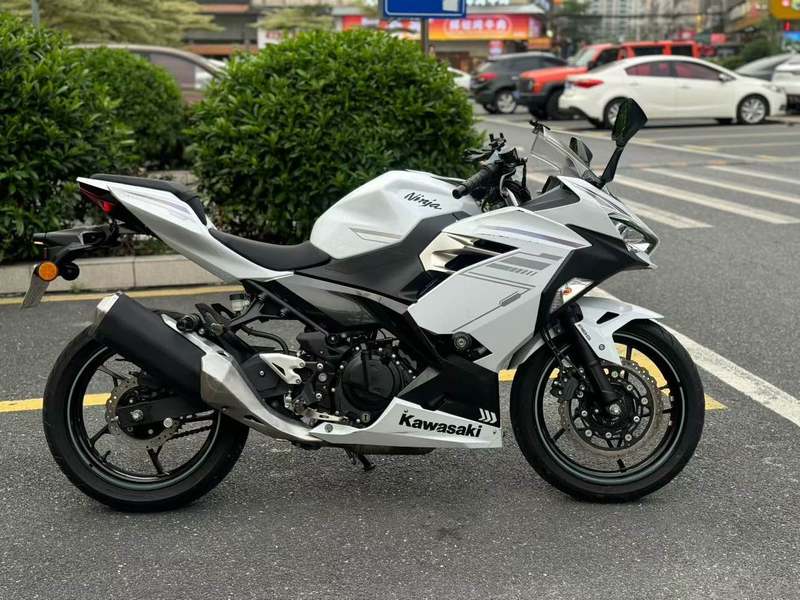 二手川崎Ninja 400
