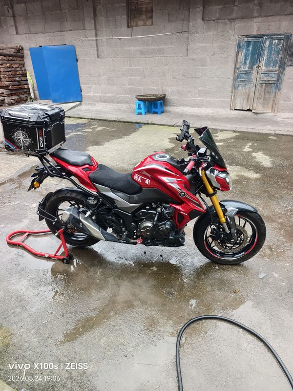 二手豪爵DR300