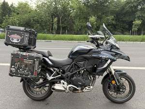 二手贝纳利金鹏 TRK502