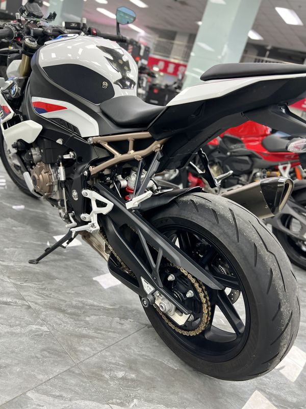 二手宝马S 1000 R
