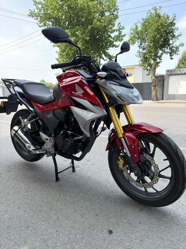 二手五羊本田CB190R 暴锋眼