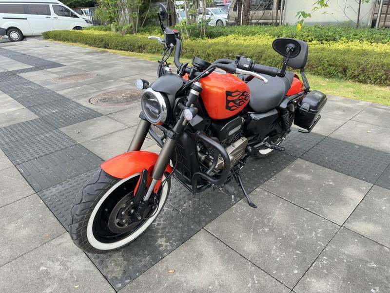 二手QJMOTOR闪300