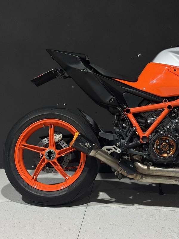 二手KTMR2R1290 Super Duke