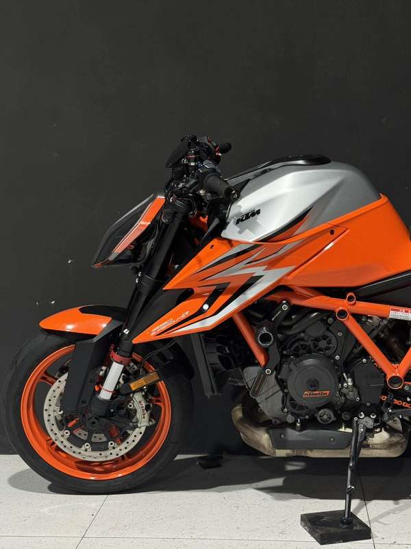 二手KTMR2R1290 Super Duke