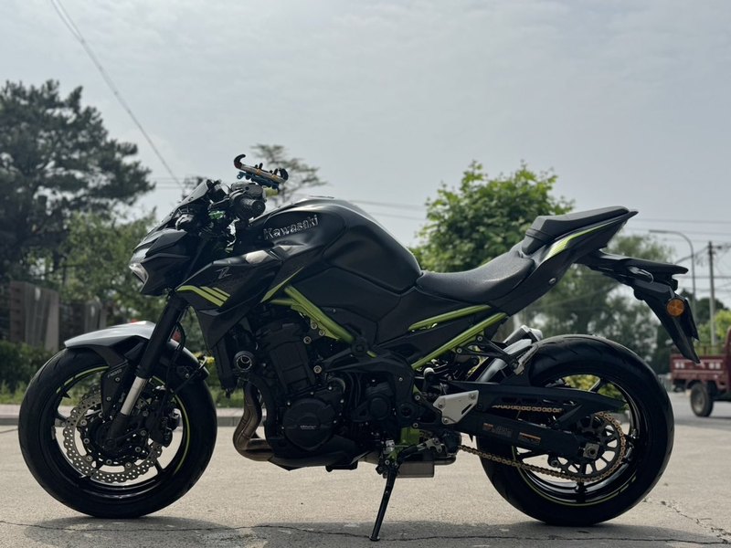 二手川崎Z900