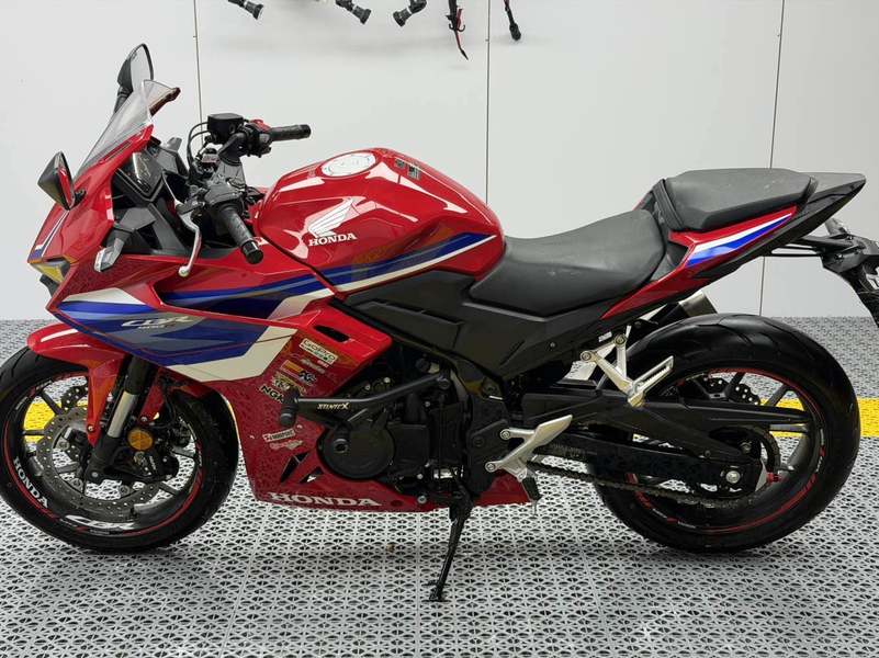 二手本田CBR400R